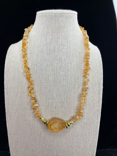 Wear The Sunlight Neckline